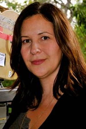Cover image for Darlene Caamano Loquet