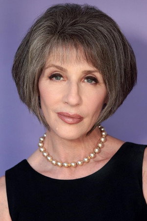 Cover image for Bettina Devin