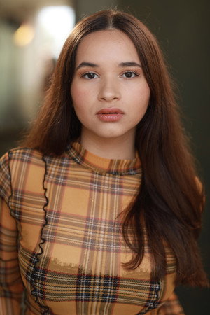 Cover image for Victoria Vargas