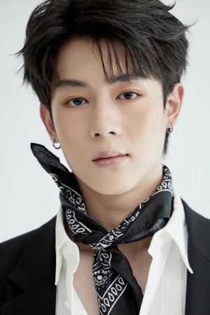 Cover image for ชยภัค ตันประยูร