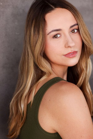 Cover image for Olivia Clari Nice