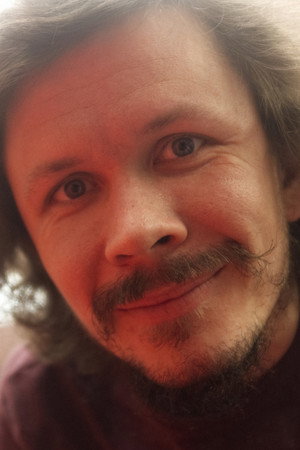 Cover image for John-Erling Holmenes Fredriksen