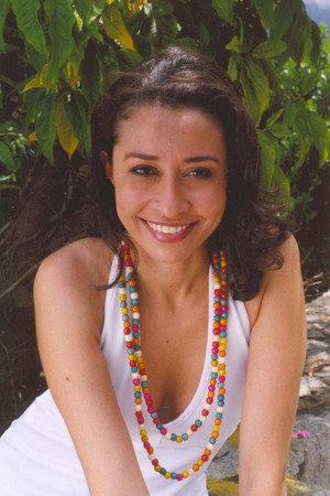 Cover image for Juliana Torres