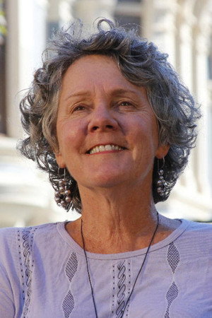 Cover image for Maggie Renzi