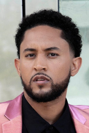 Cover image for Tahj Mowry