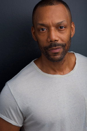 Cover image for T. Oliver Reid