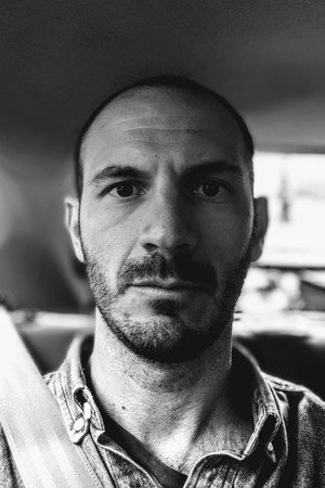 Cover image for Ezequiel Asnaghi