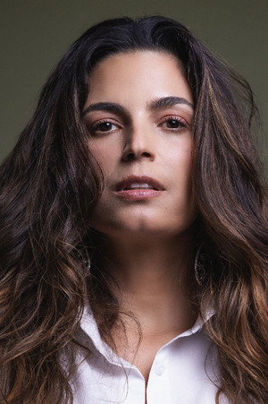 Cover image for Emanuelle Araújo