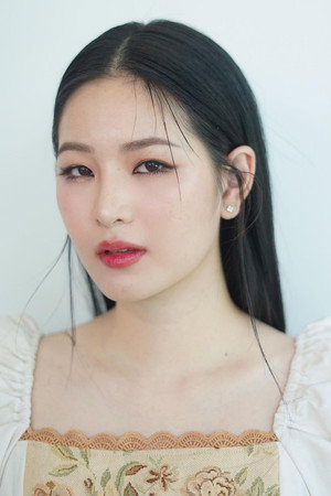 Cover image for Lapisara Intarasut