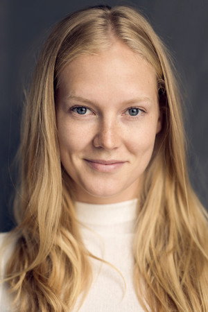 Cover image for Rosy McEwen