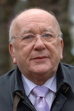 Cover image for Roy Barraclough