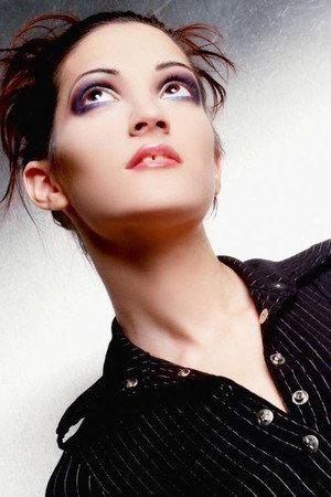 Cover image for Zamra Dollskin