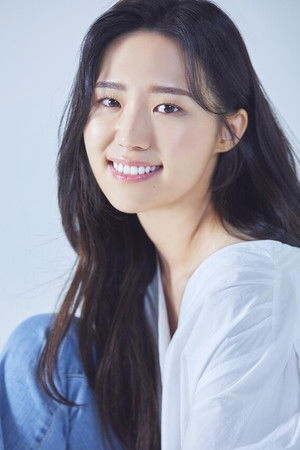 Cover image for 박예니