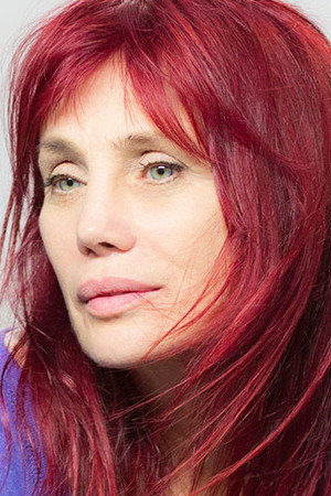 Cover image for Chloé Sainte-Marie