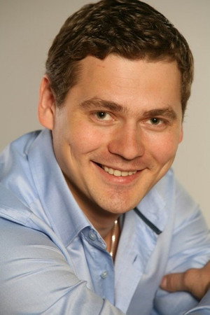 Cover image for Александр Пашков