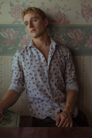 Cover image for Shayne Pax
