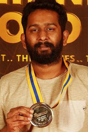 Cover image for Vivek Harshan