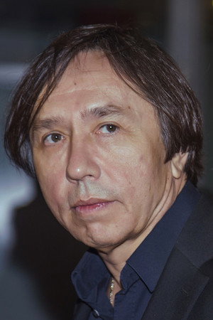 Cover image for Renat Davletyarov