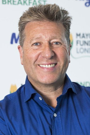 Cover image for Neil Fox