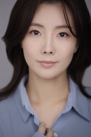 Cover image for Ha Ji-eun