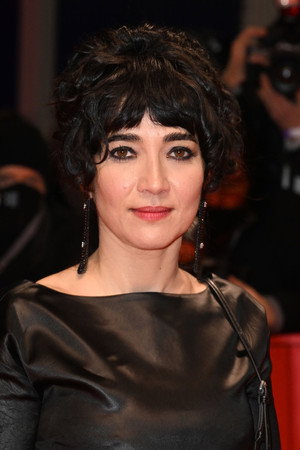 Cover image for Mitra Farahani