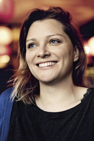 Cover image for Julia Kowalski