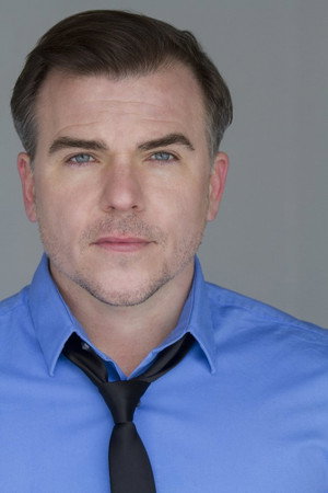 Cover image for Cullen Moss