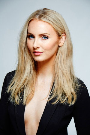 Cover image for Amelia Conway