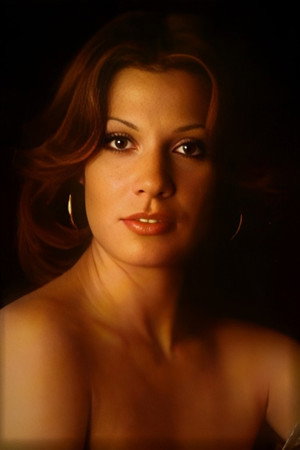 Cover image for Ada Tauler