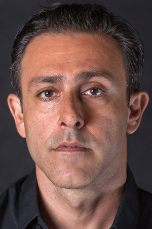 Cover image for Arash Mokhtar
