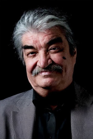 Cover image for Bülent Kayabaş