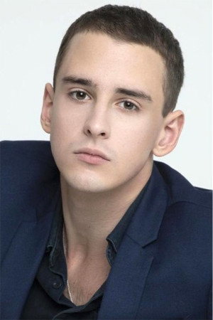 Cover image for Матвей Астраханцев