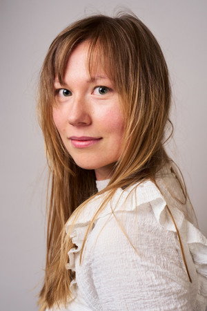 Cover image for Louise Kim Salter