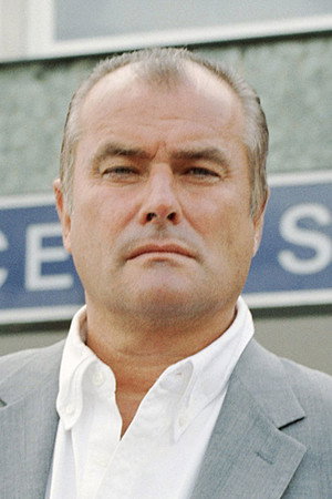 Cover image for Christopher Ellison