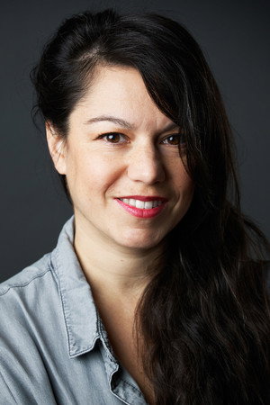 Cover image for Anna Vnuk