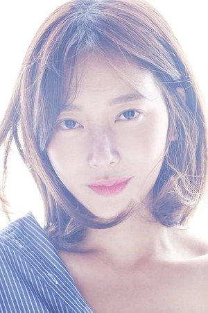 Cover image for Kim Min-ji
