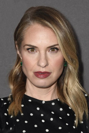 Cover image for Leslie Grossman