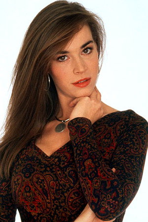 Cover image for Eva Pope