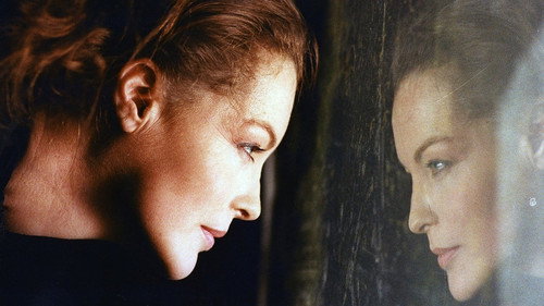Backdrop for Призрак любви