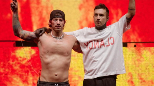 Backdrop for Twenty One Pilots: Больше, чем мы когда-либо представляли