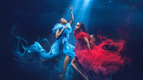 Backdrop for Кровь и вода