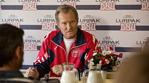 Backdrop for Андердог