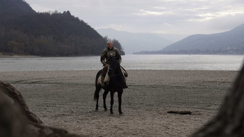 Backdrop for 1242: Врата на Запад